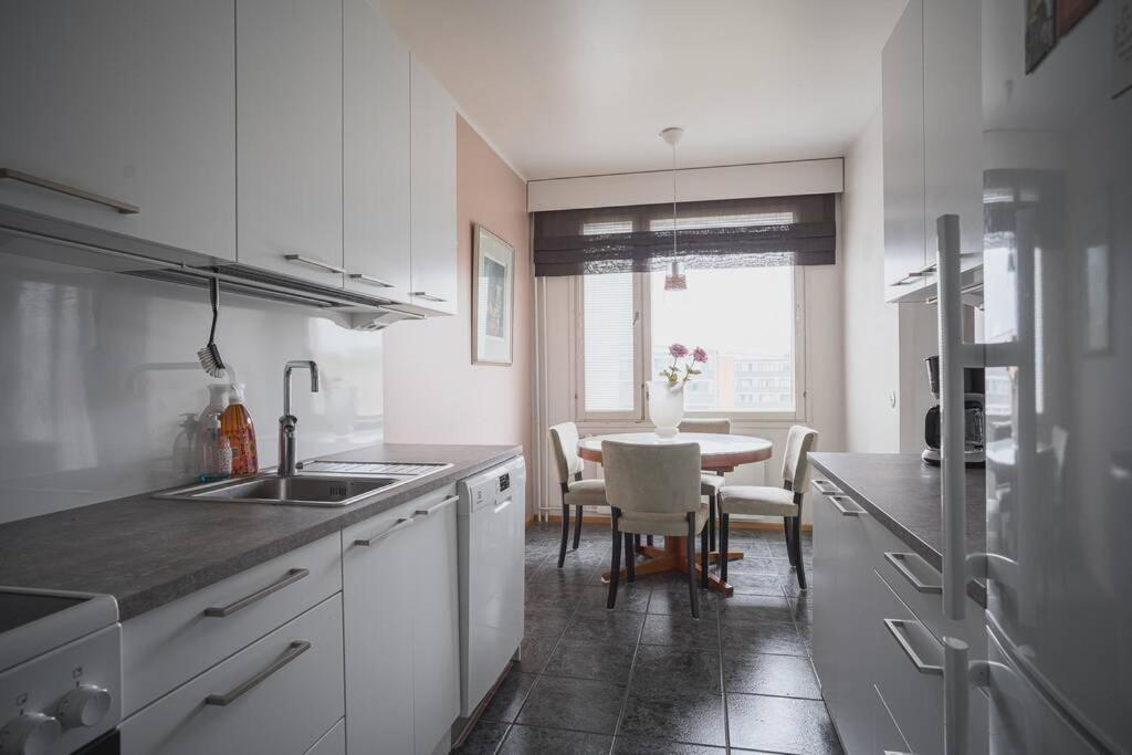 Nice And Comfortable Apartment Turku Bagian luar foto