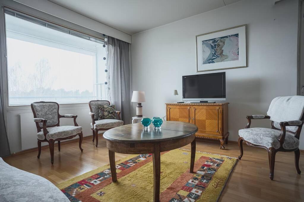 Nice And Comfortable Apartment Turku Bagian luar foto