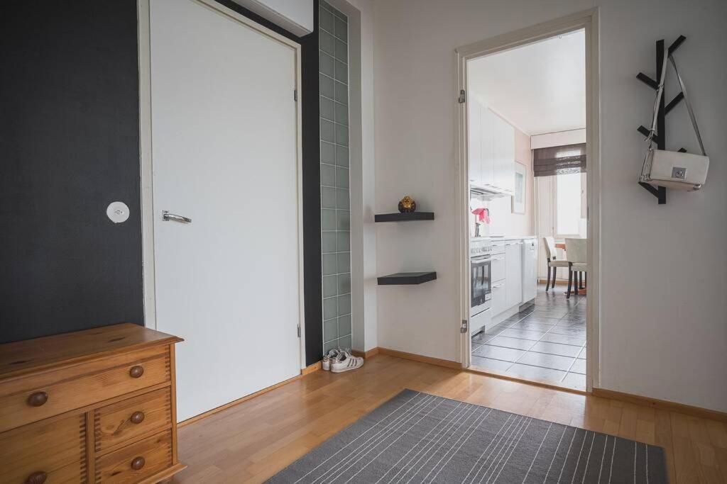 Nice And Comfortable Apartment Turku Bagian luar foto