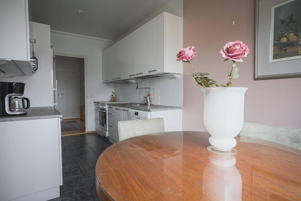Nice And Comfortable Apartment Turku Bagian luar foto